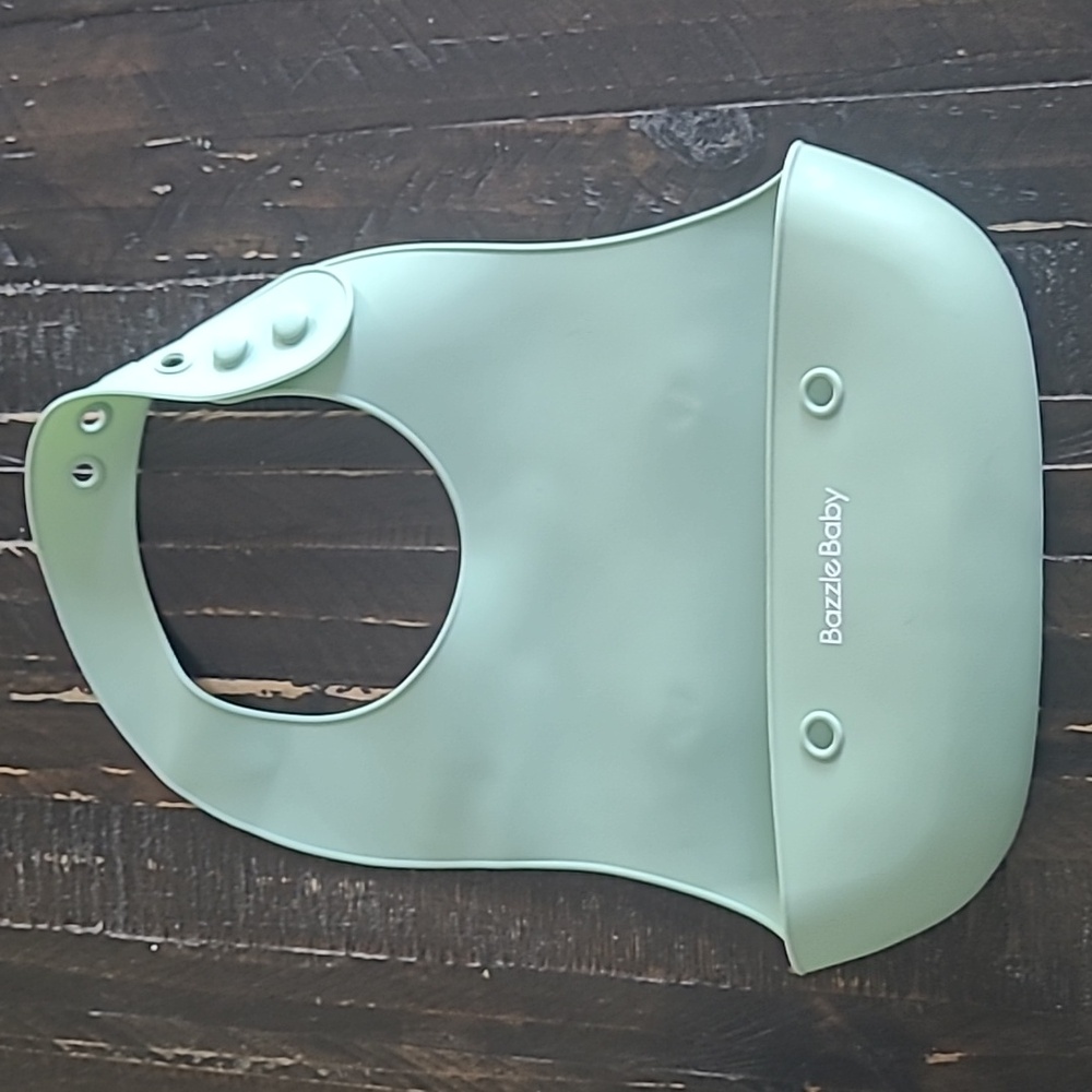 Bazzle Baby Silicon Bib Unisex